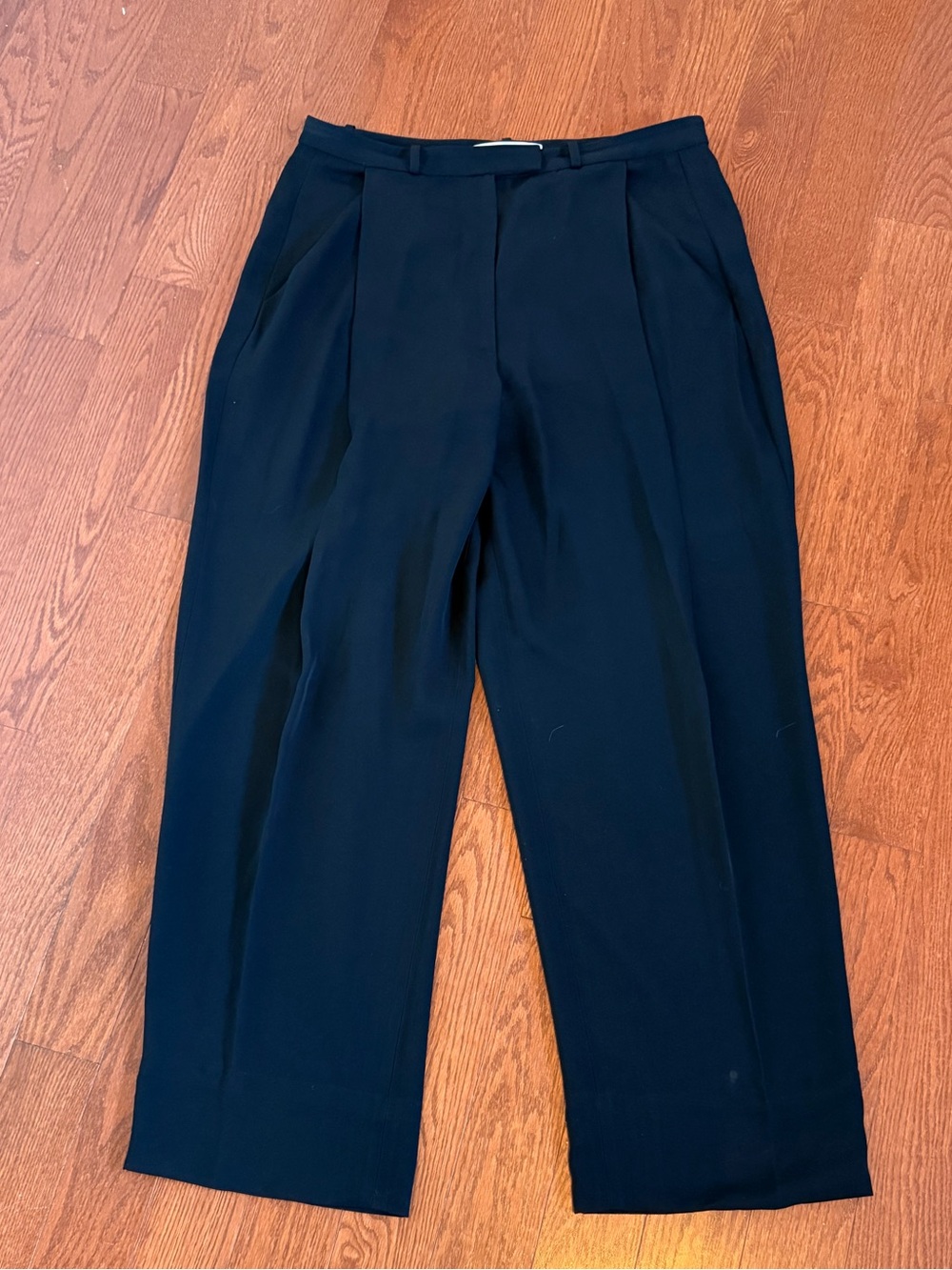 Diane Von Furstenberg Black Pleated Ladies Dress Pants